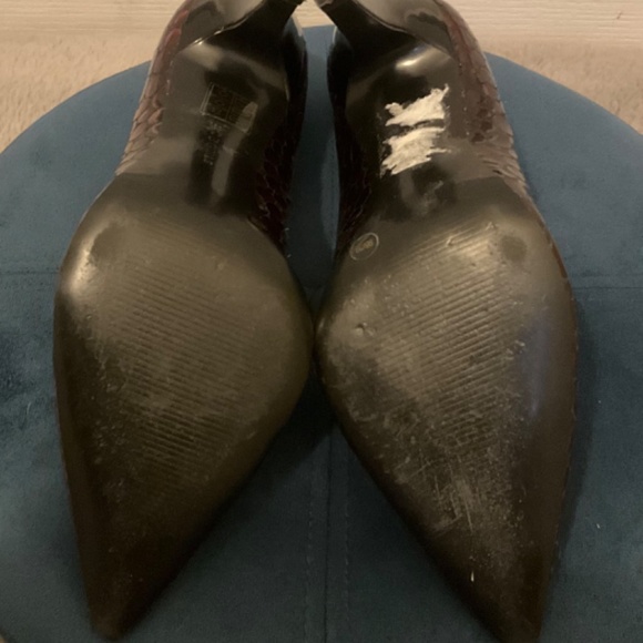 BCBGirls dark pink faux snake skin heels - Picture 4 of 4